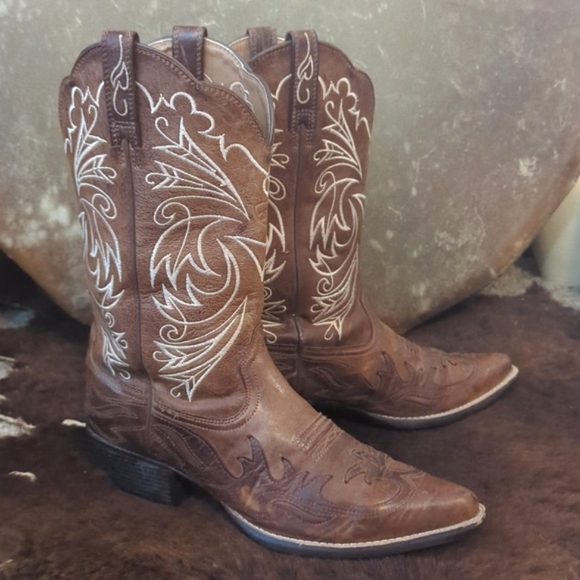 ARIAT "Heritage Western J Toe Wingtip" style 10005920 cowgirl boots sz 7.5 B euc - Picture 7 of 16